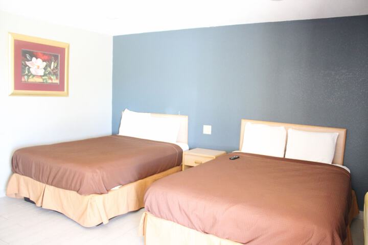 Room 21 of 42