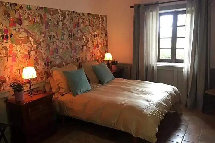 Room 3 of 11