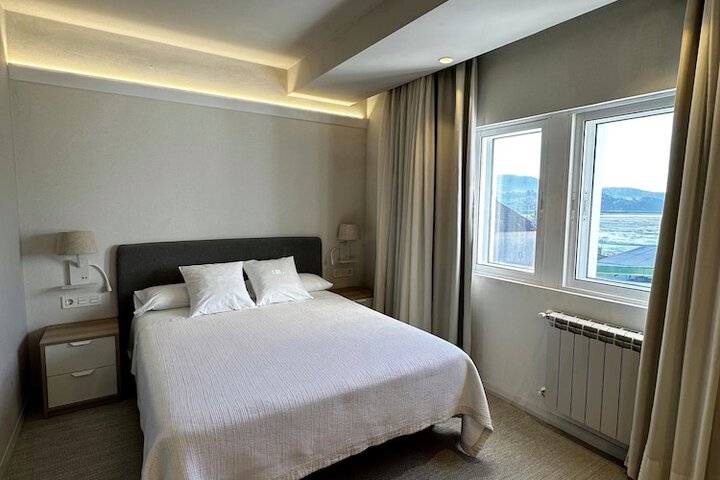 Room 9 of 62