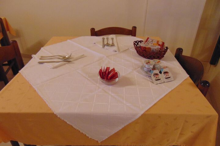 Dining 21 of 61