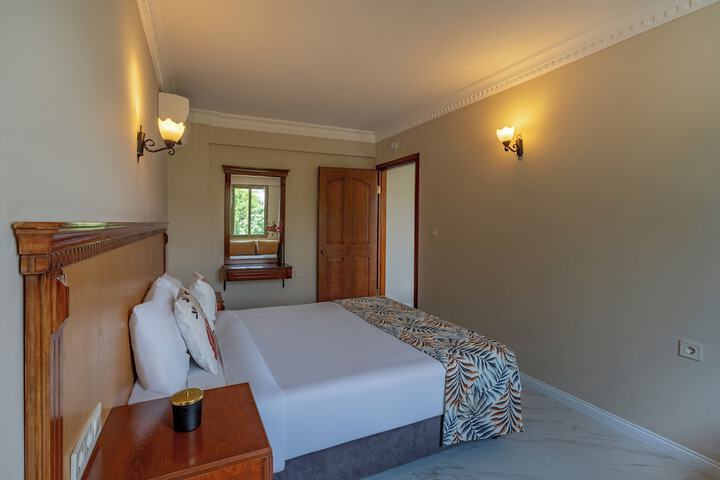 Room 29 of 104