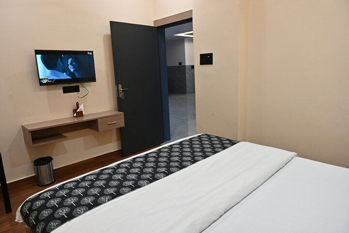 Room 8 of 45