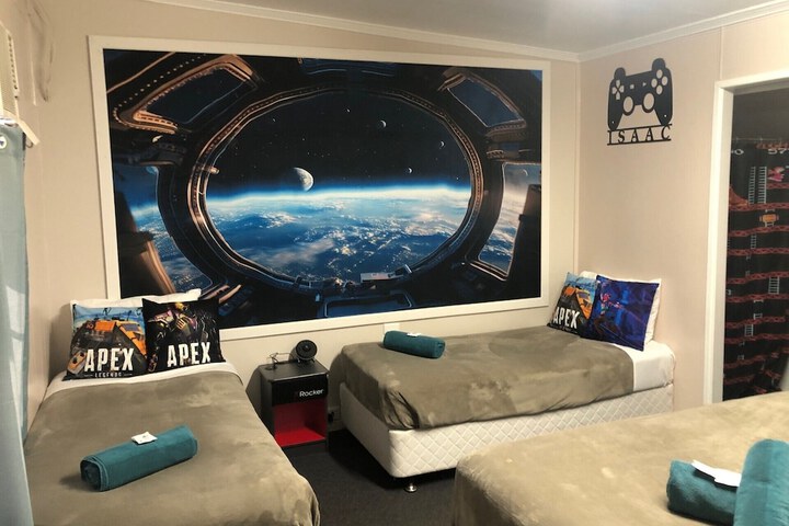 Room 50 of 91