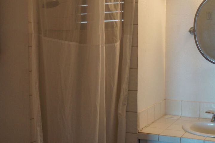 Room 48 of 59