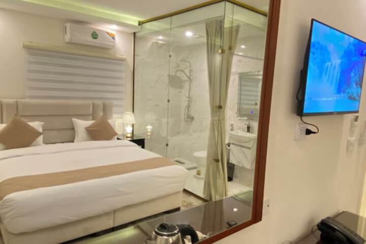 Room 14 of 29