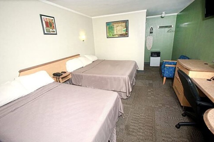 Room 17 of 26