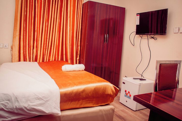 Room 20 of 41