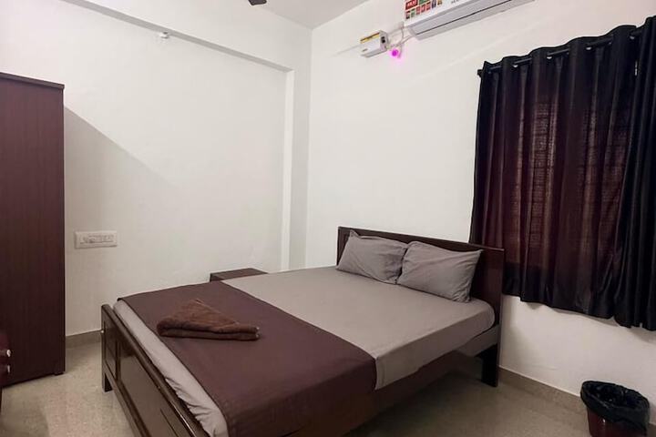 Room 3 of 19