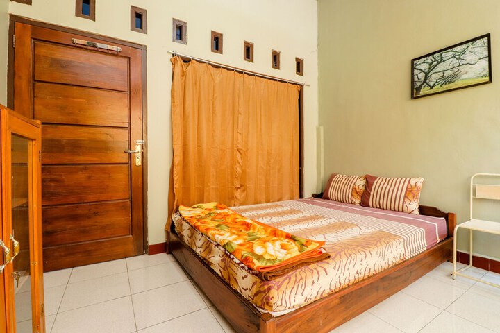 Room 19 of 33