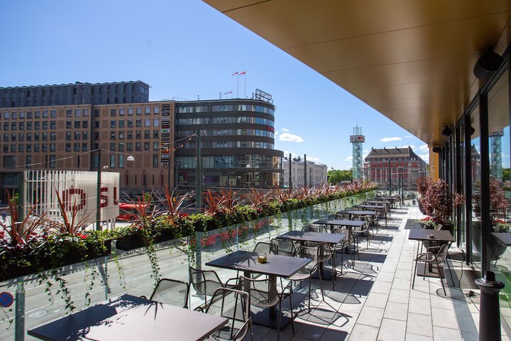 Terrace/Patio 106 of 107