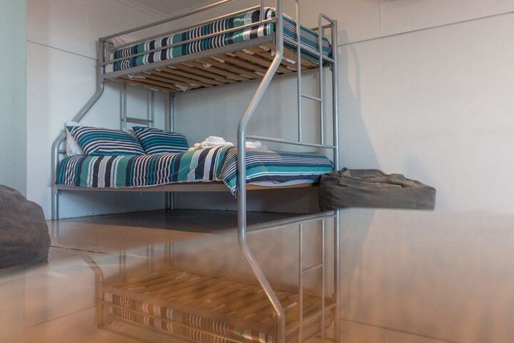 Room 2 of 23