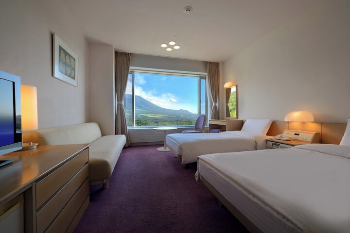 Room 8 of 54