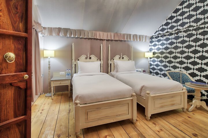 Room 13 of 46