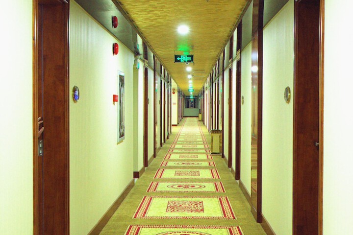 Ballroom/Hall 37 of 41