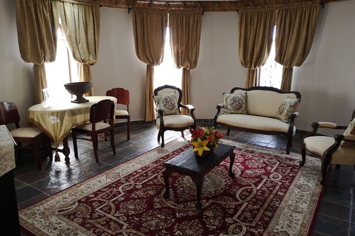 Room 7 of 73