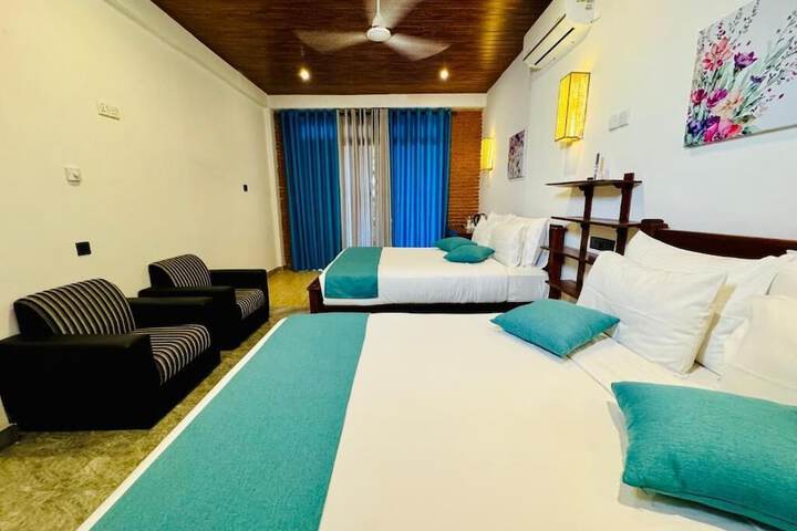Room 7 of 34