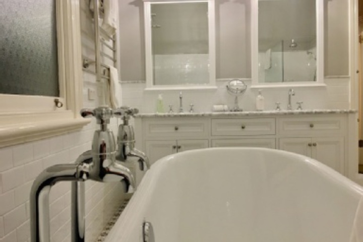 Room 215 of 240