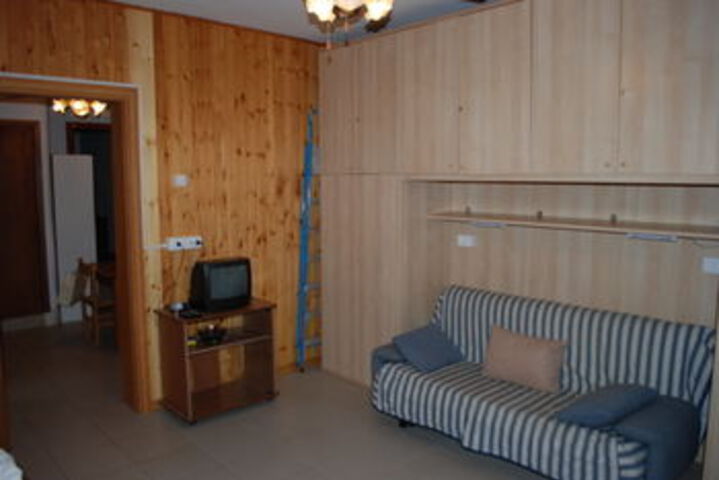 Room 16 of 17