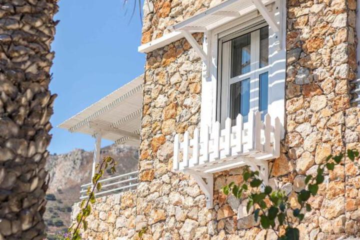 General 10 of 32