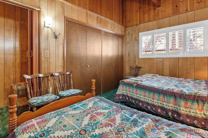 Room 5 of 19