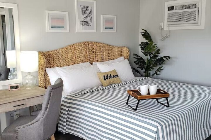 Room 7 of 44