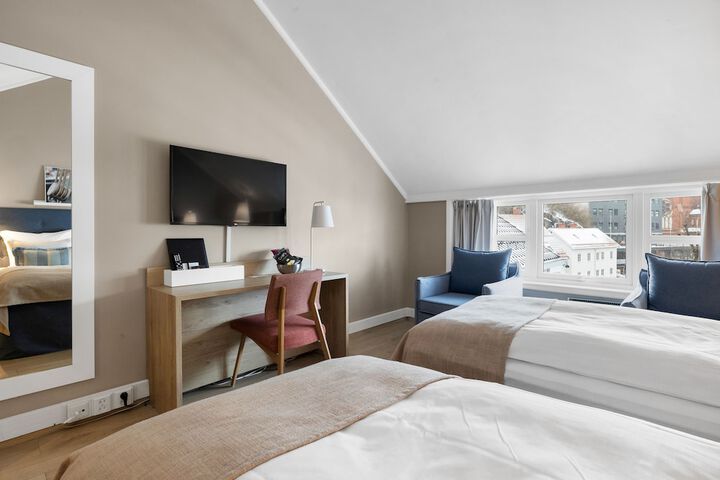 Room 10 of 54