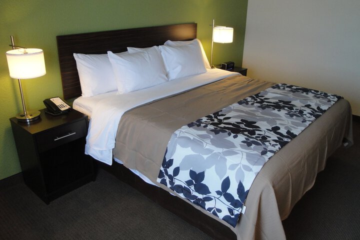 Room 8 of 45