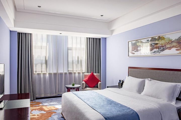 Room 14 of 72