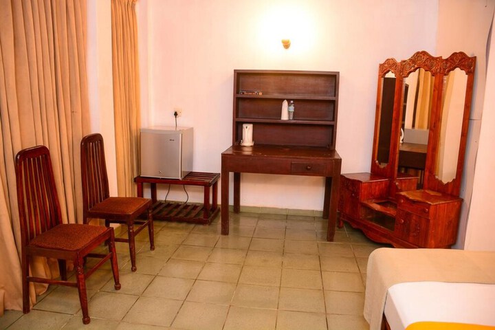 Room 8 of 58