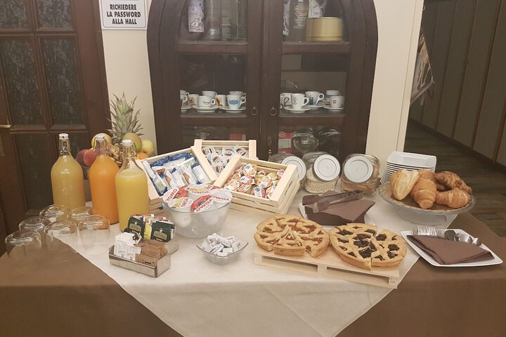 Breakfast/Coffee Service 87 of 114
