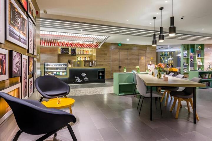 Atour Light Hotel Qingdao Central Business District