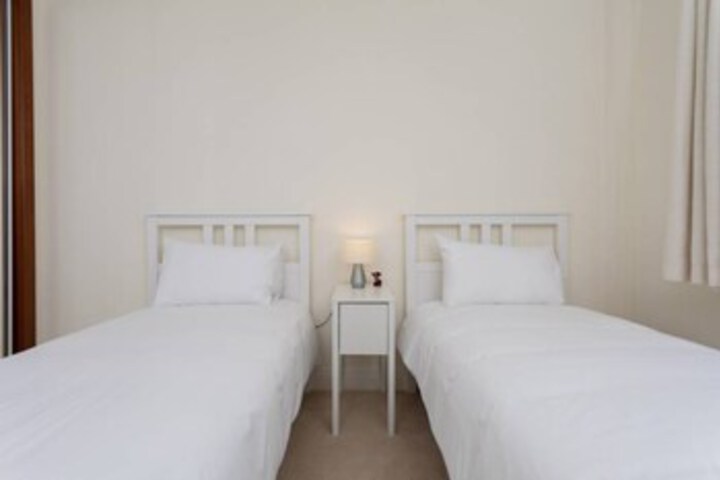 Room 15 of 19