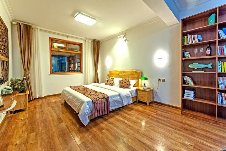 Room 25 of 40