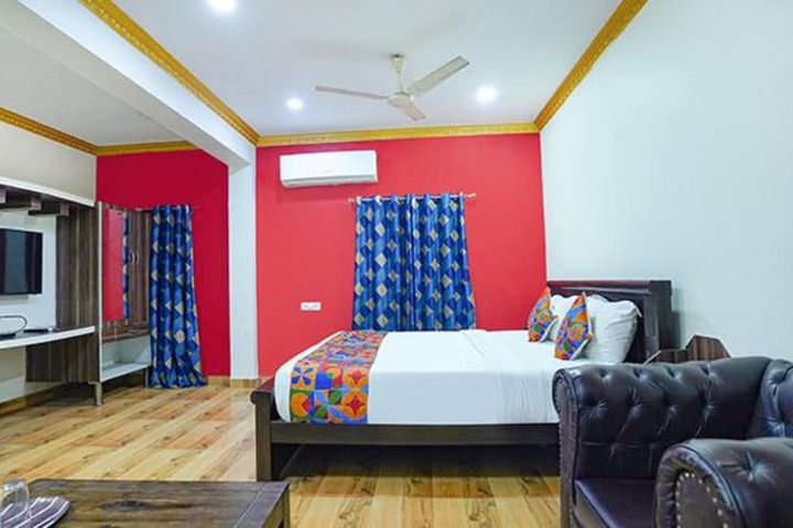 Room 16 of 33