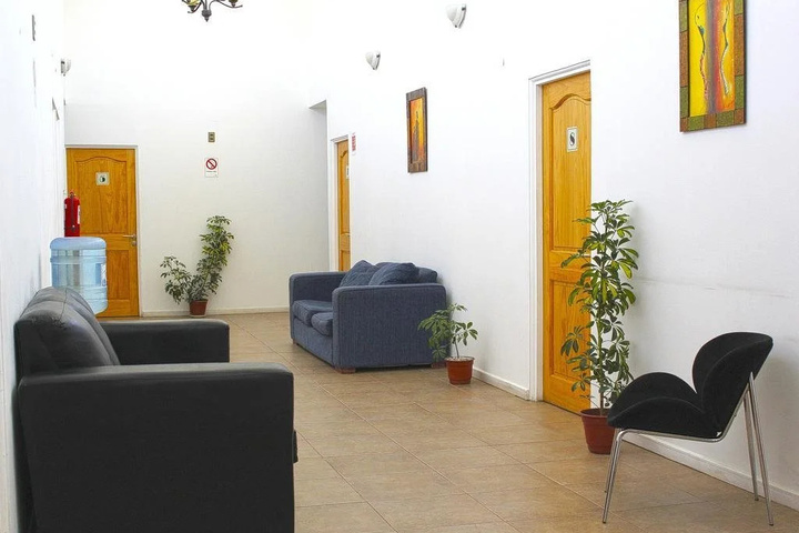 Room 9 of 11