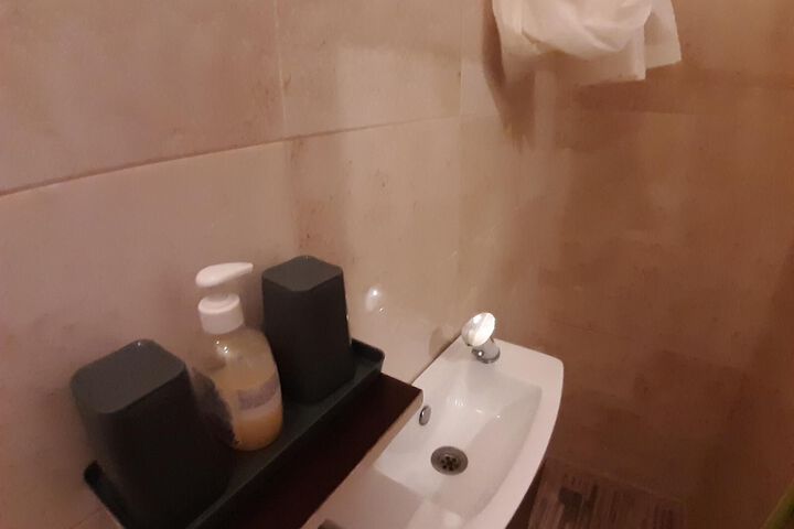 Room 15 of 86