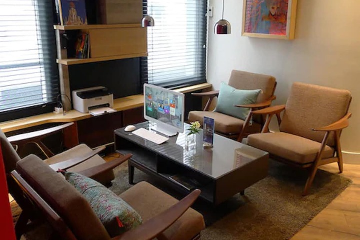 Business Center 38 of 46