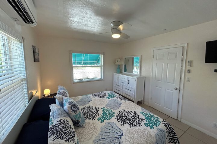 Room 65 of 141