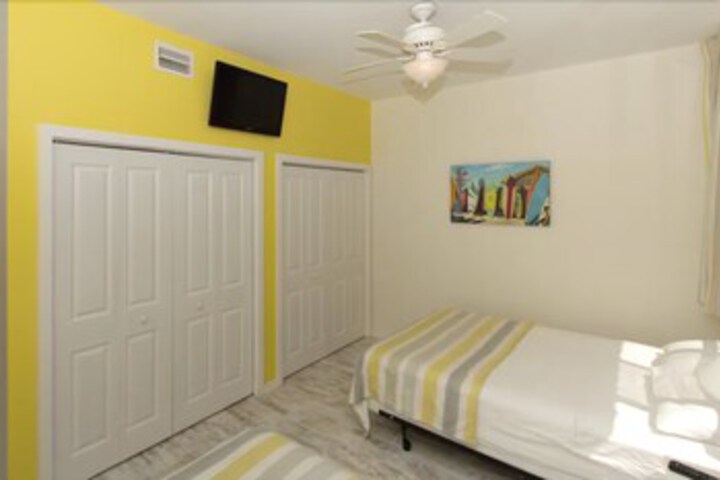 Room 19 of 26
