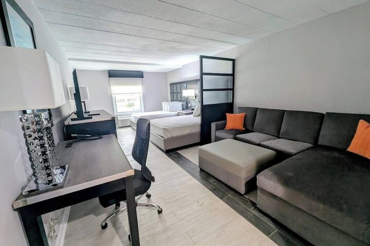 Room 16 of 31