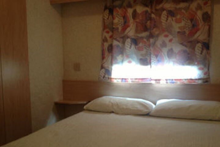 Room 14 of 20