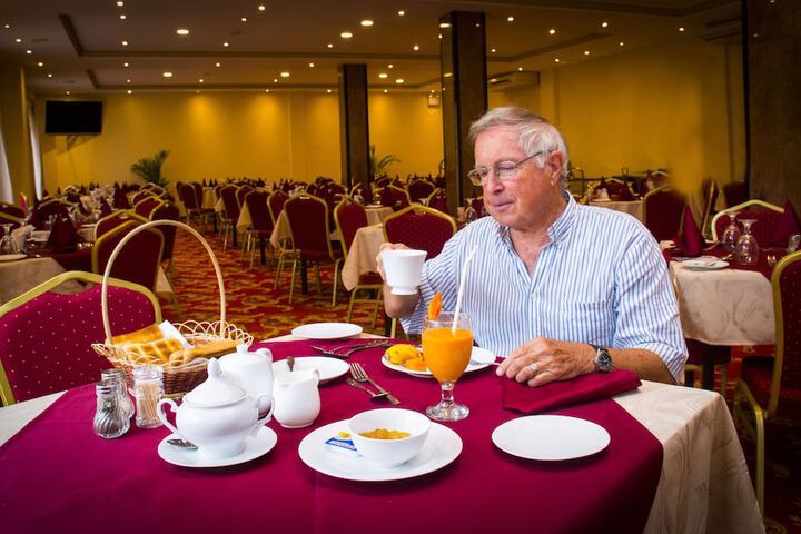 Breakfast/Coffee Service 36 of 52