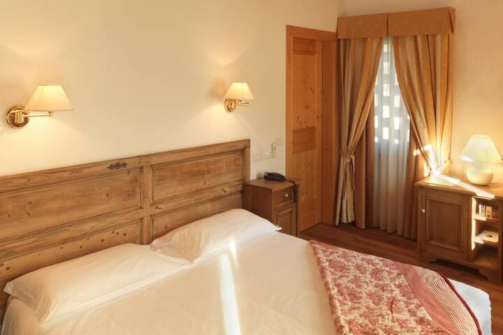 Room 18 of 53