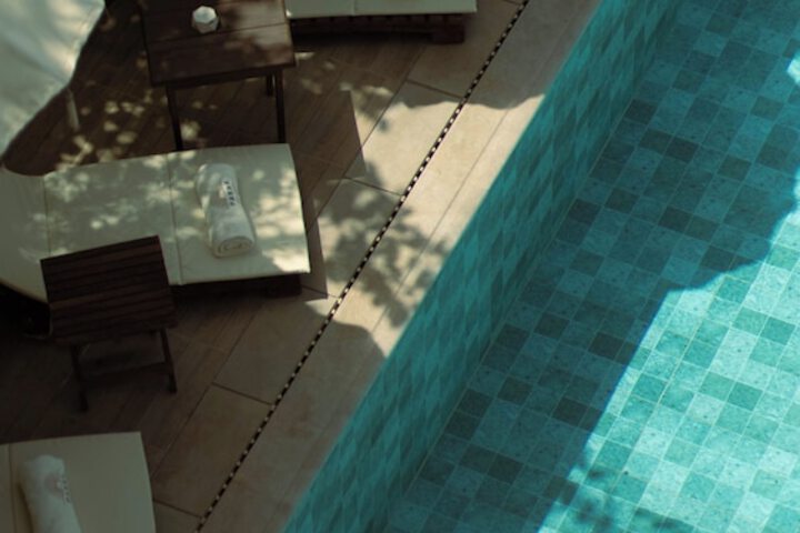 Pool 47 of 91