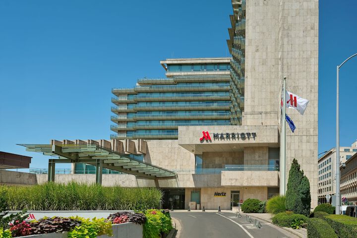 Hotel 121 of 127
