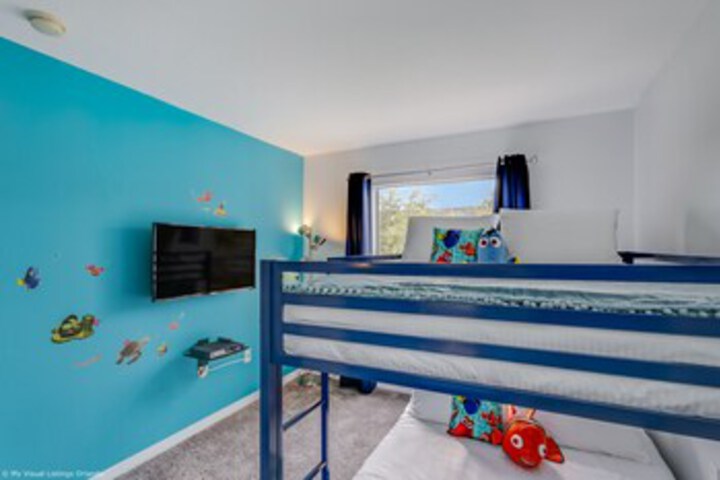 Room 153 of 165