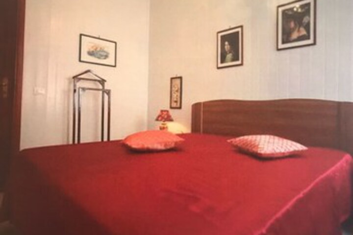 Room 15 of 19