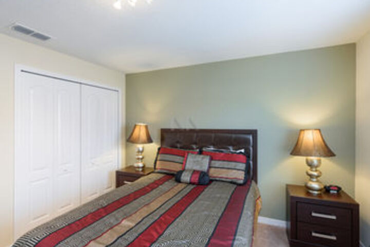 Room 169 of 687