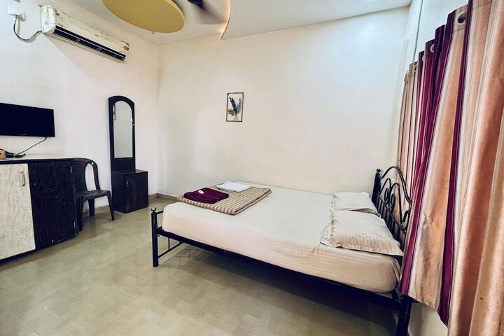 Room 12 of 47