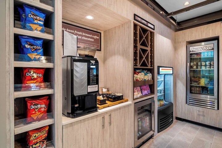 Snack bar